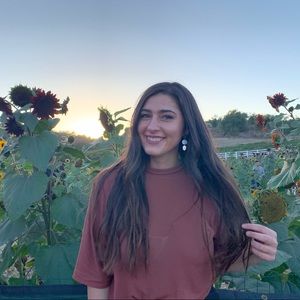 Meet your Posher, Davie